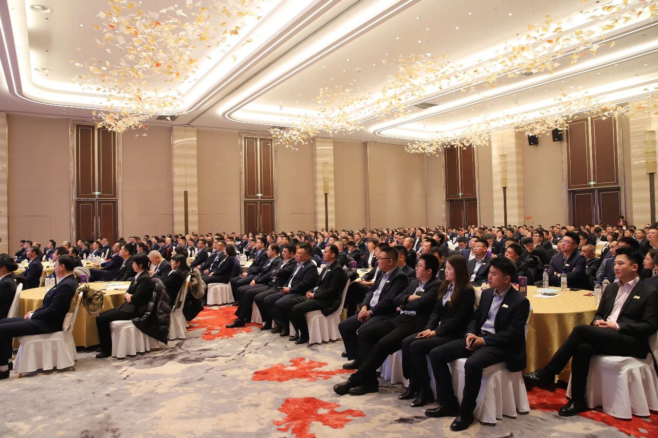 百年積淀映初心 奮楫揚(yáng)帆啟新程丨長春城市燃?xì)獍l(fā)展100周年暨長春燃?xì)?024—2025年度管理工作會議圓滿召開